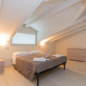 Palazzetto Il Mangano - F&l Apartamento Bréscia